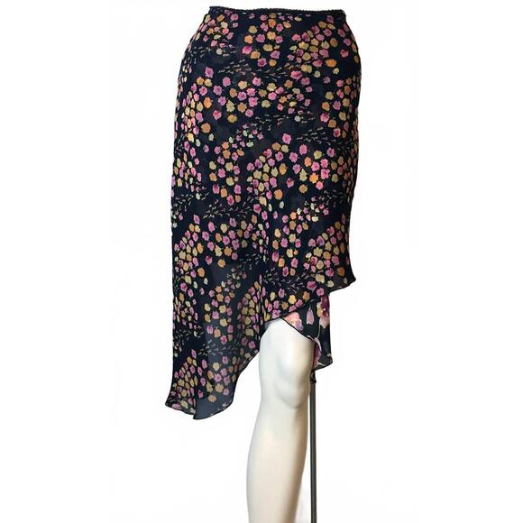 NOTIZIE Dresses & Skirts - NEW NOTIZIE women's asymmetrical print skirt in black